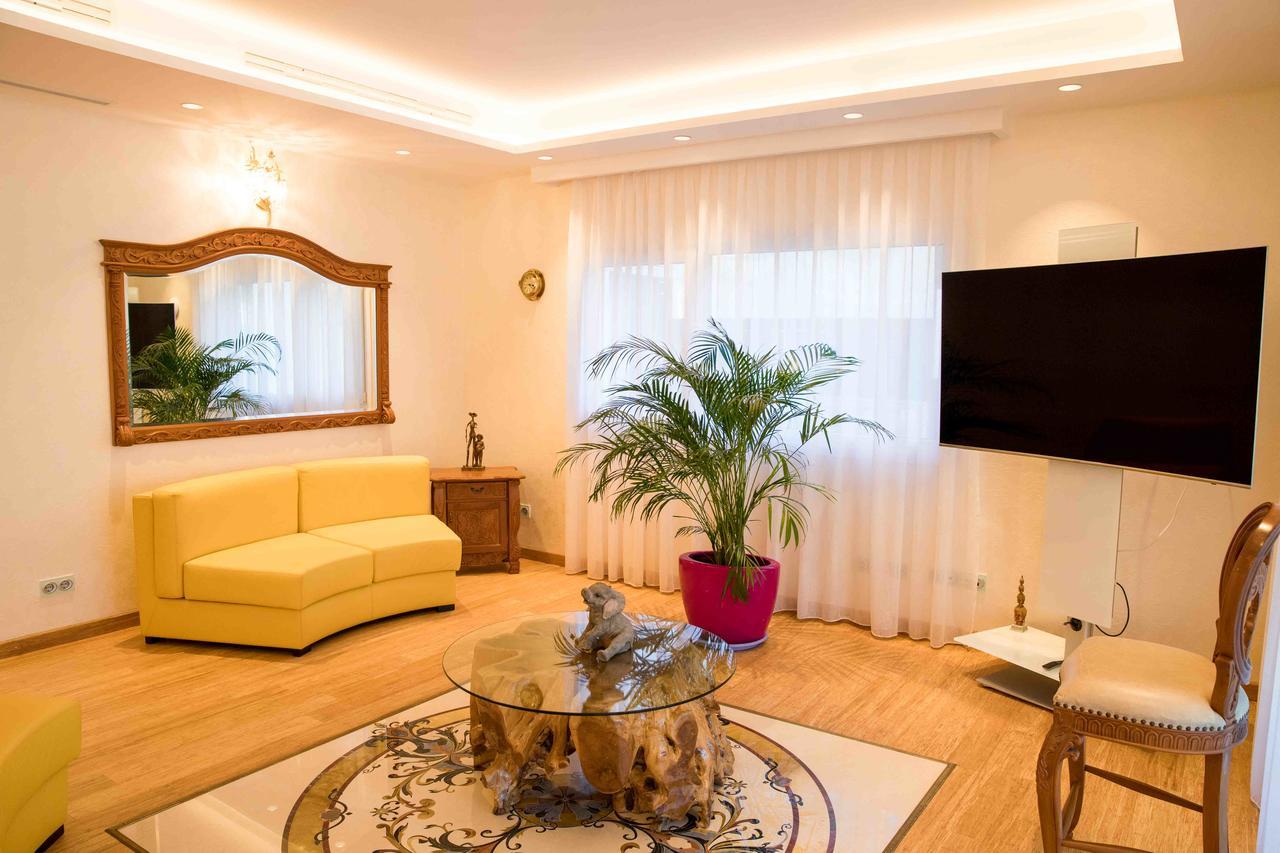 Villa Eco Geo Sol Lloret de Mar Exterior foto